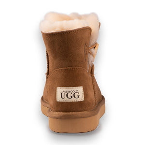 AUS WOOLI UGG SHORT SHEEPSKIN BUTTON BOOT - Chestnut/Tan