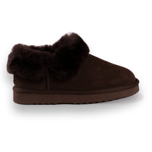 Load image into Gallery viewer, AUS WOOLI UGG UNISEX SHEEPSKIN WOOL TRADITIONAL ANKLE SLIPPERS - CHOCOLATE
